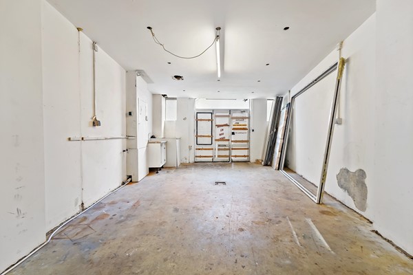 Medium property photo - Van Musschenbroekstraat 53, 2522 AJ Den Haag